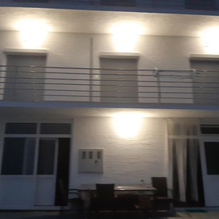 Apartmani Frano Водице Екстериор снимка