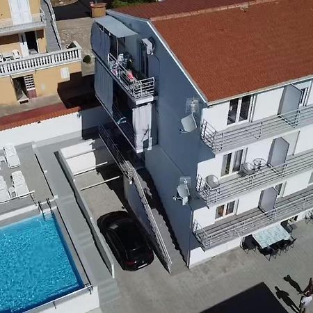 Apartmani Frano Водице Екстериор снимка