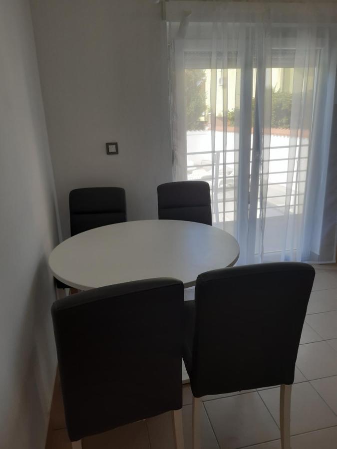 Apartmani Frano Водице Екстериор снимка