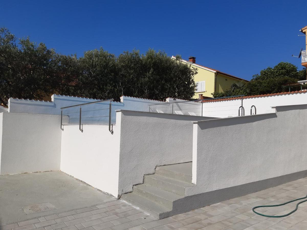 Apartmani Frano Водице Екстериор снимка