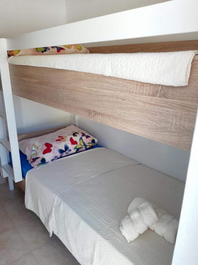 Apartmani Frano Водице Екстериор снимка