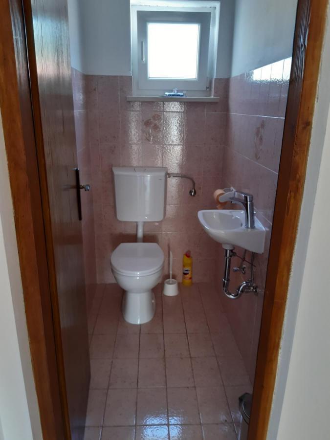 Apartmani Frano Водице Екстериор снимка