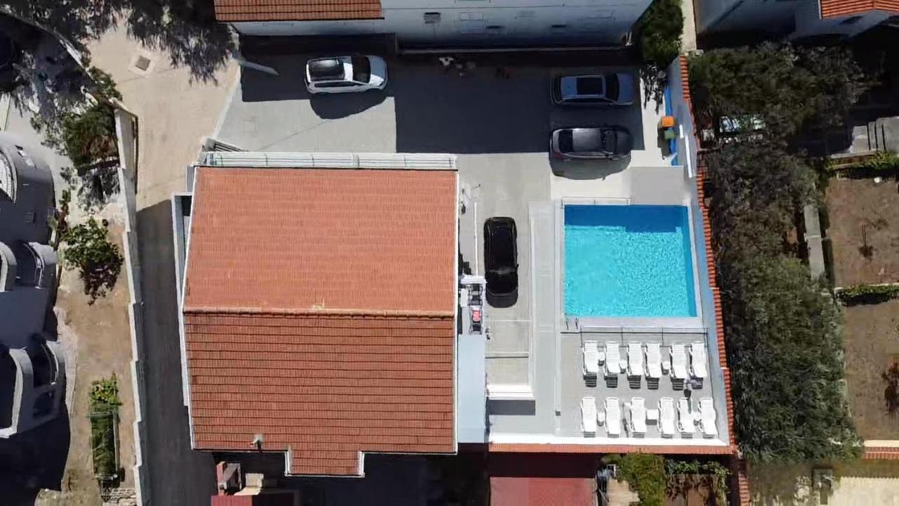 Apartmani Frano Водице Екстериор снимка